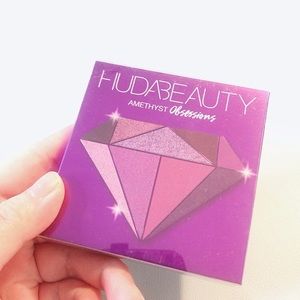 NEW Huda Beauty Amethyst Obsession
